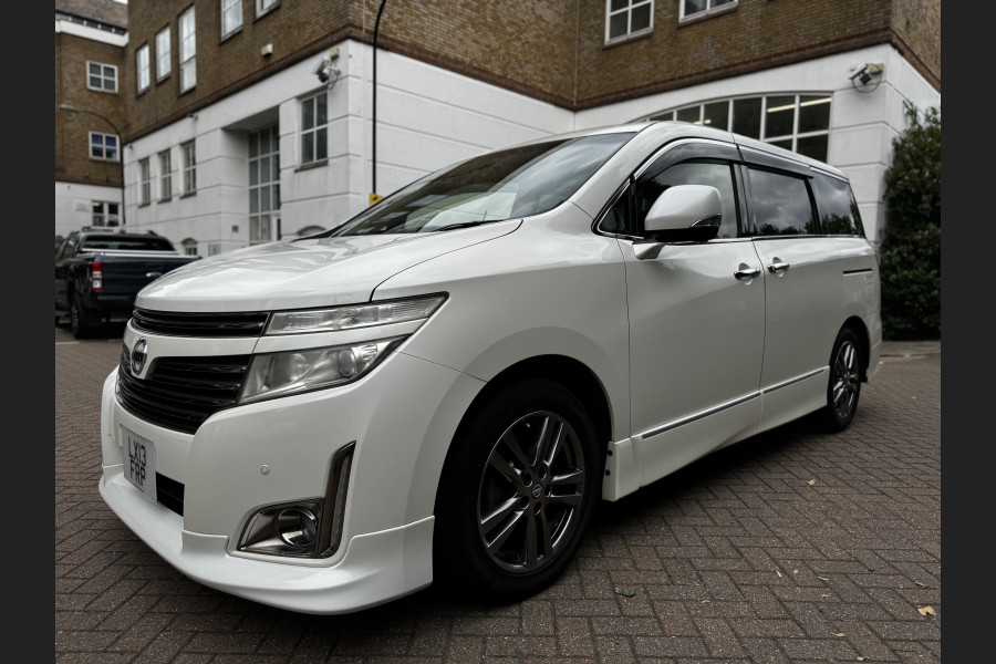 Nissan Elgrand  