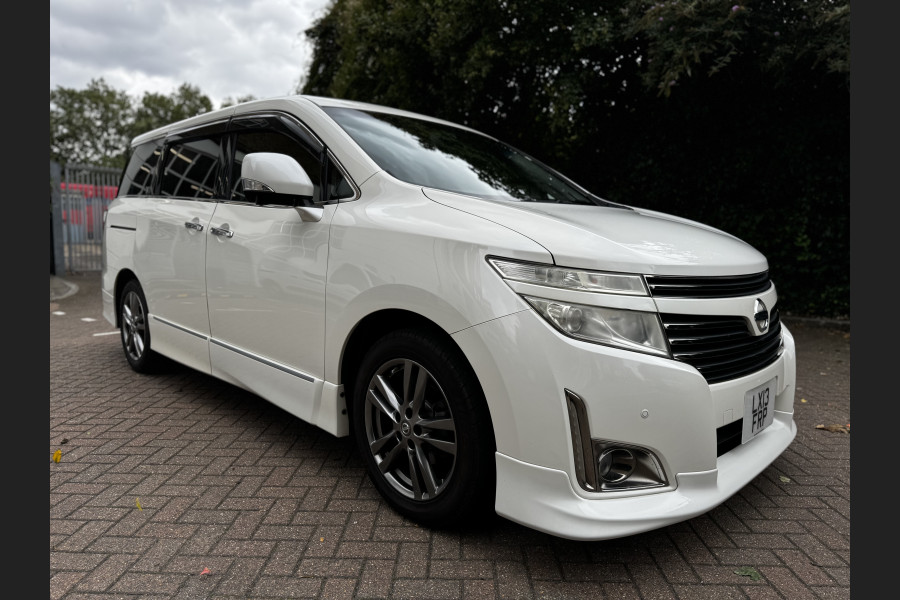 Nissan Elgrand  