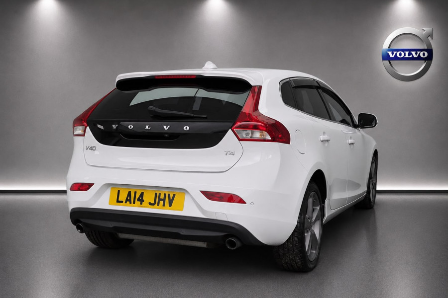 Volvo V40 