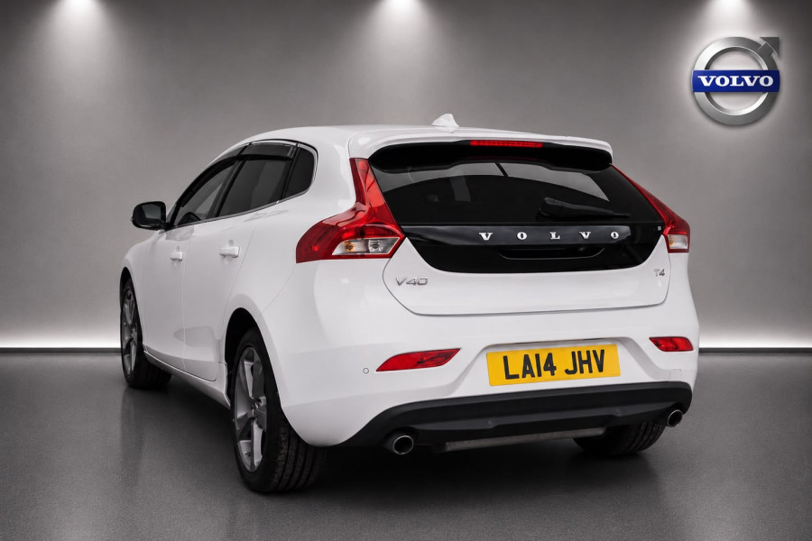 Volvo V40 