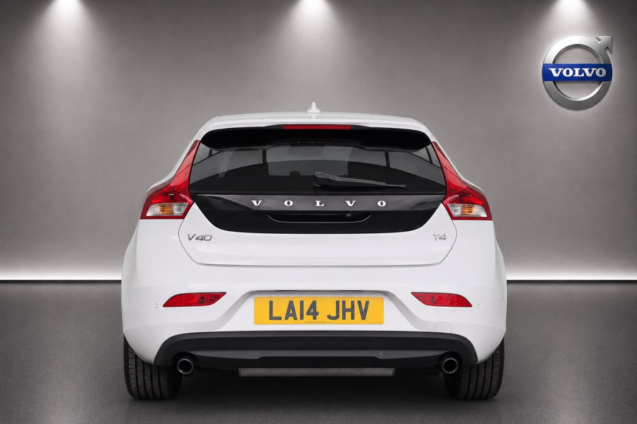 Volvo V40 