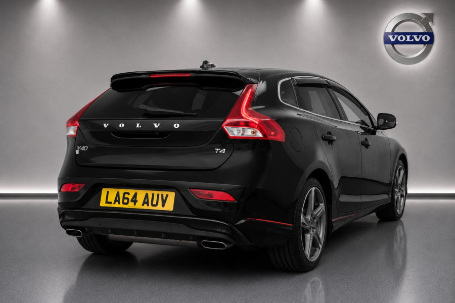 Volvo V40 