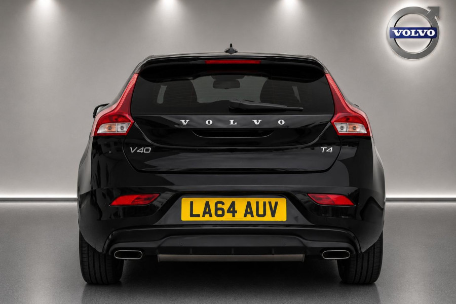 Volvo V40 